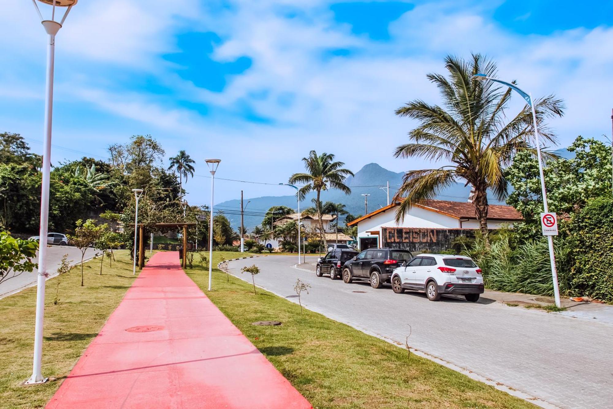 Velinn Pousada Casa De Pedra Ильябела Экстерьер фото